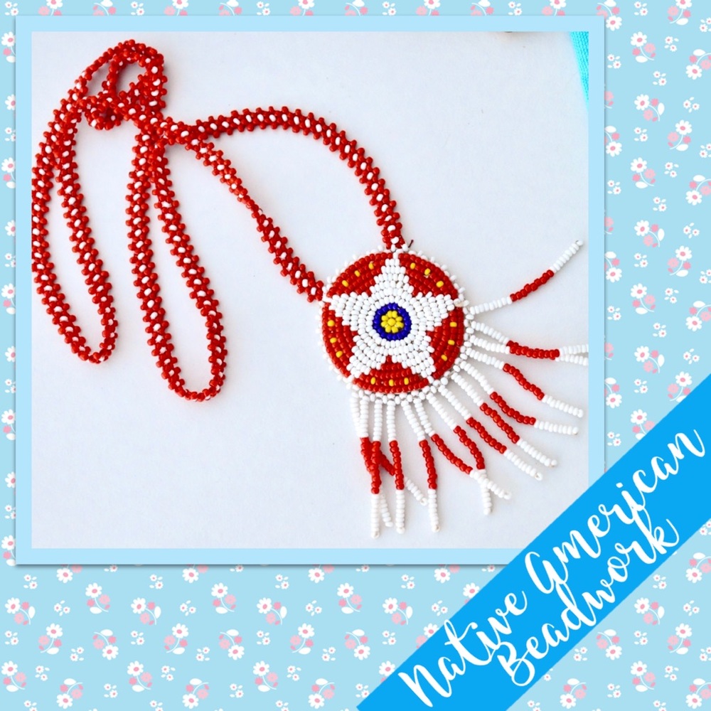 Vintage Native American Dreamcatcher Beaded Necklace (Red, White, Blue & Yellow) - Picture 2 of 7
